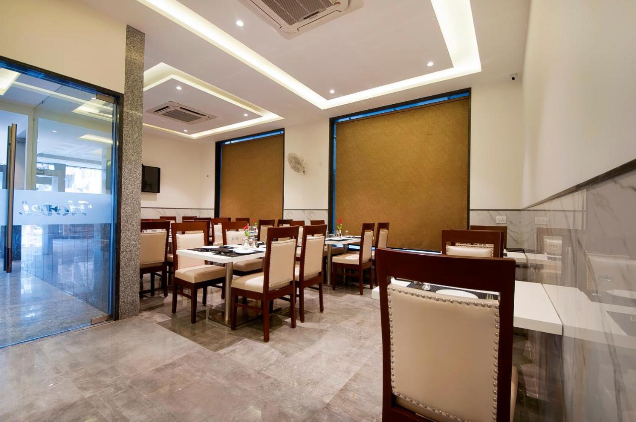Hotel Z Suite-Near Delhi Airport Nuova Delhi Esterno foto